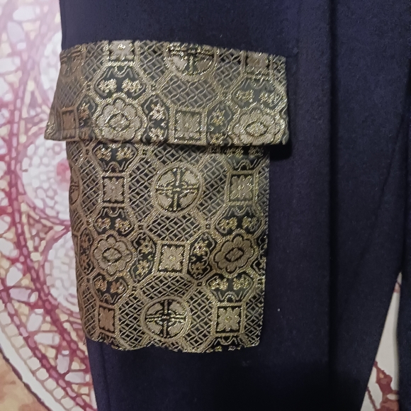 Blk and gold xl joggers - Picture 2 of 2